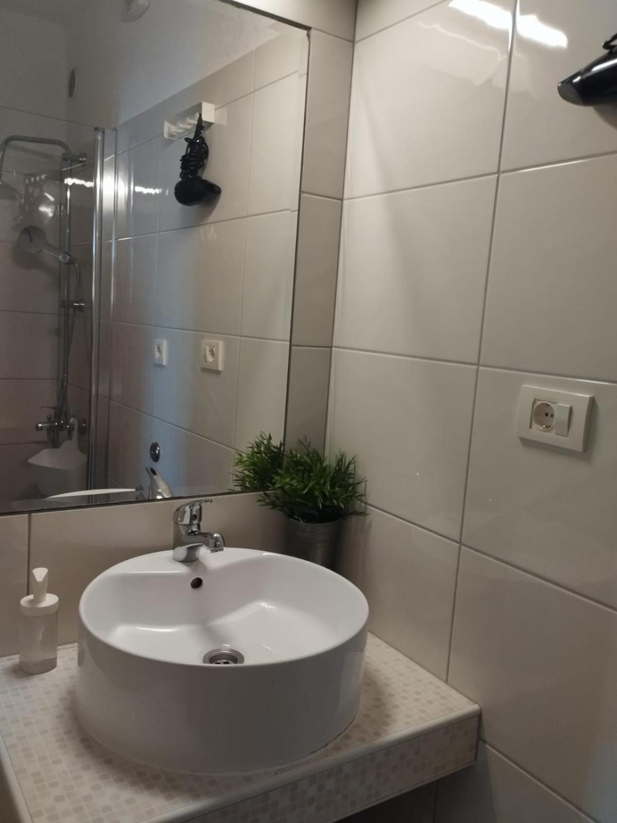 Apartments Lucia Паг Экстерьер фото
